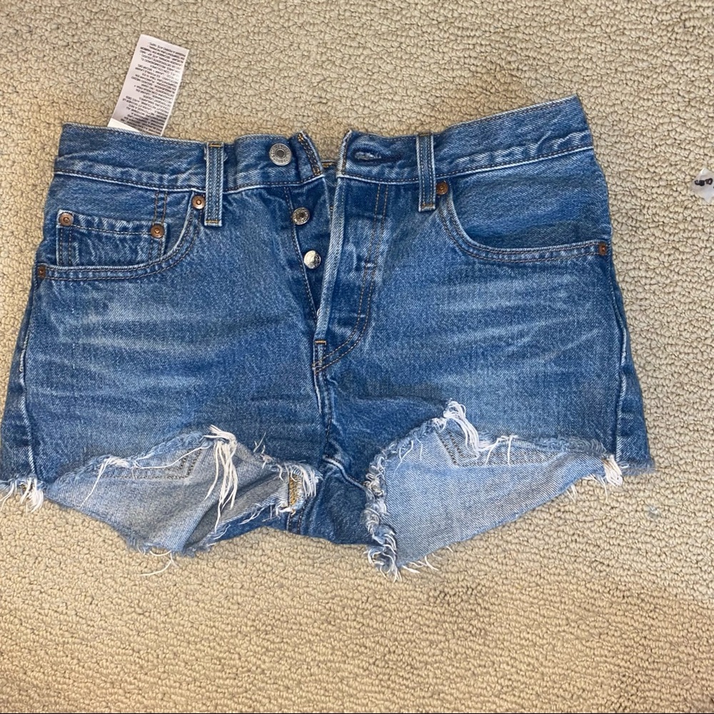 Levi’s 505 blue distressed shorts size 26